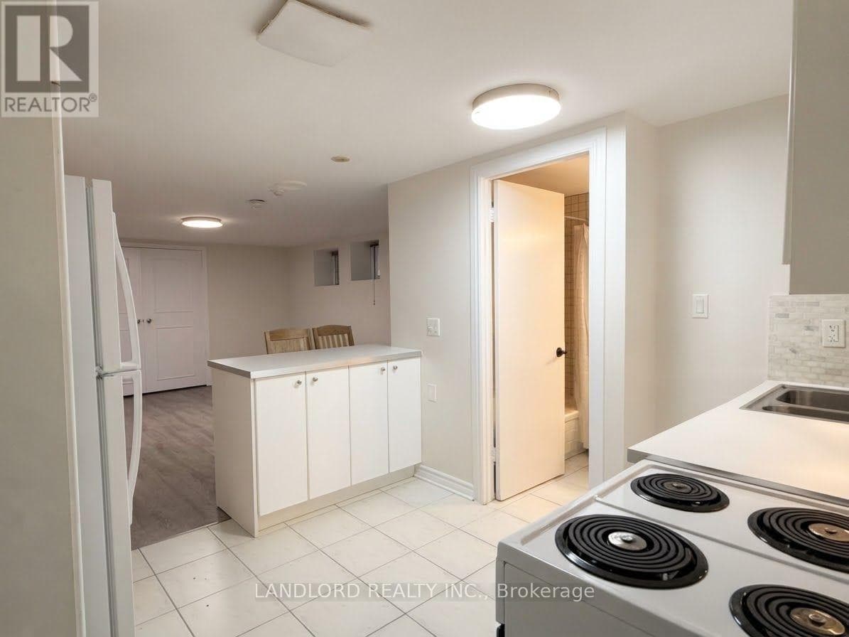 Multi-family at BSMT- 589 Annette Street, Toronto (Runnymede-Bloor West Village), Ontario - Photo 4 - RE/MAX Garden City Realty