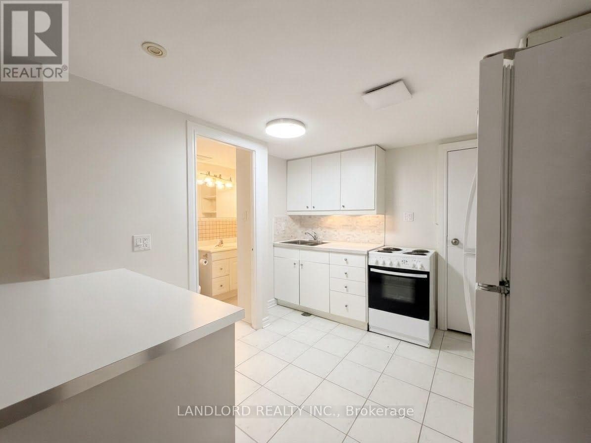 Multi-family at BSMT- 589 Annette Street, Toronto (Runnymede-Bloor West Village), Ontario - Photo 5 - RE/MAX Garden City Realty