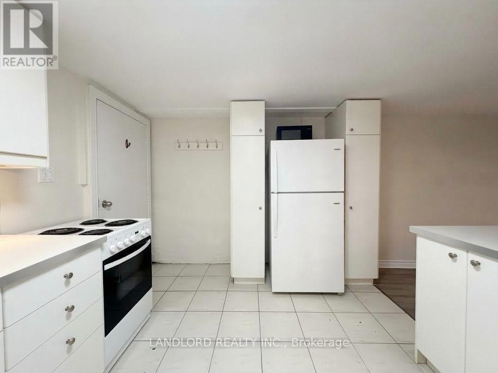 Multi-family at BSMT- 589 Annette Street, Toronto (Runnymede-Bloor West Village), Ontario - Photo 6 - RE/MAX Garden City Realty