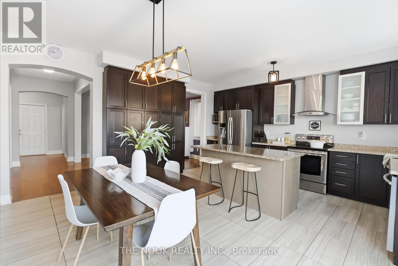 Single Family at 2507 Standardbred Drive, Oshawa (Windfields), Ontario - Photo 4 - RE/MAX Garden City Realty