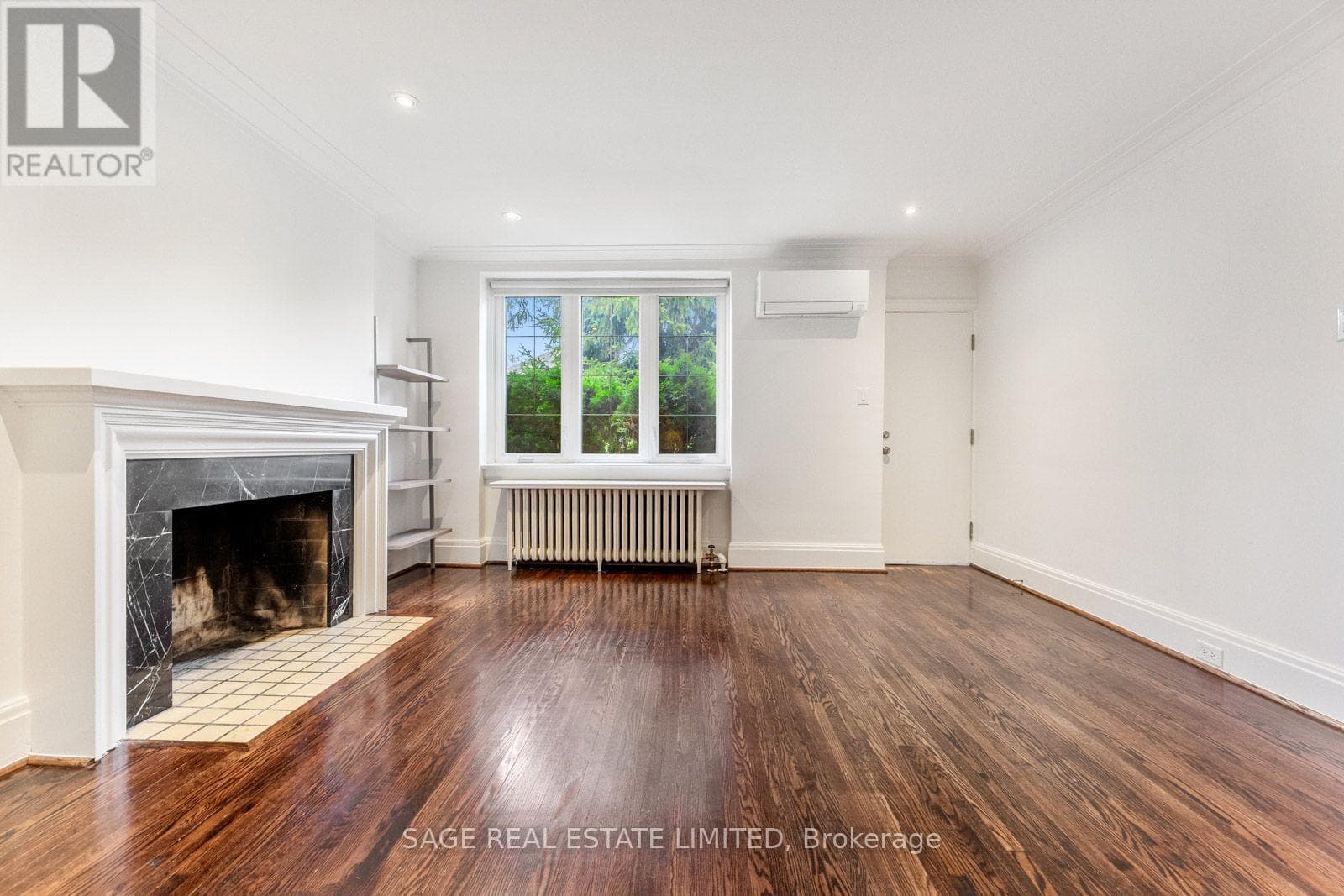 Single Family at A- 1208 Avenue Road, Toronto (Lawrence Park South), Ontario - Photo 3 - RE/MAX Garden City Realty