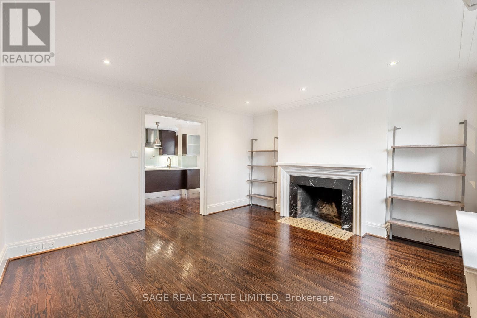 Single Family at A- 1208 Avenue Road, Toronto (Lawrence Park South), Ontario - Photo 6 - RE/MAX Garden City Realty