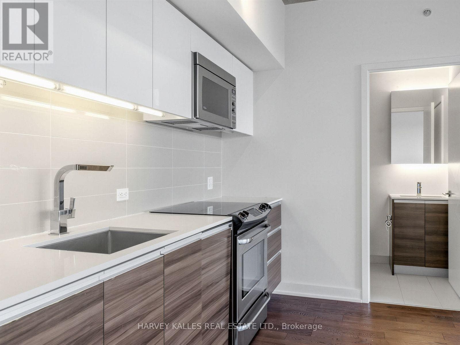 1114- 1190 Dundas Street