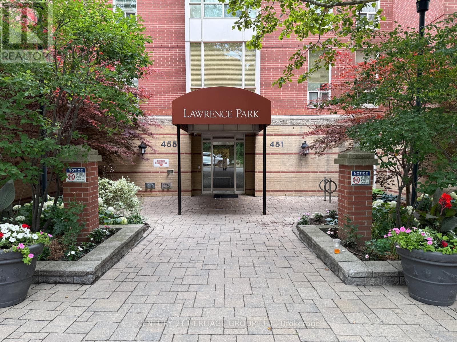 Single Family at 202- 451 Rosewell Avenue, Toronto (Lawrence Park South), Ontario - Photo 5 - RE/MAX Garden City Realty