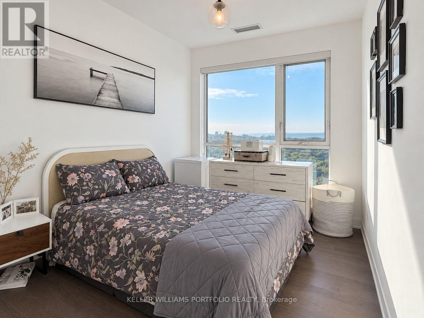 Single Family at 1205- 1830 Bloor Street, Toronto (High Park North), Ontario - Photo 4 - RE/MAX Garden City Realty