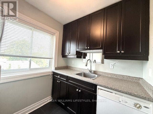 Single Family at 401- 570 William Street, London East (East F), Ontario - Photo 6 - RE/MAX Garden City Realty