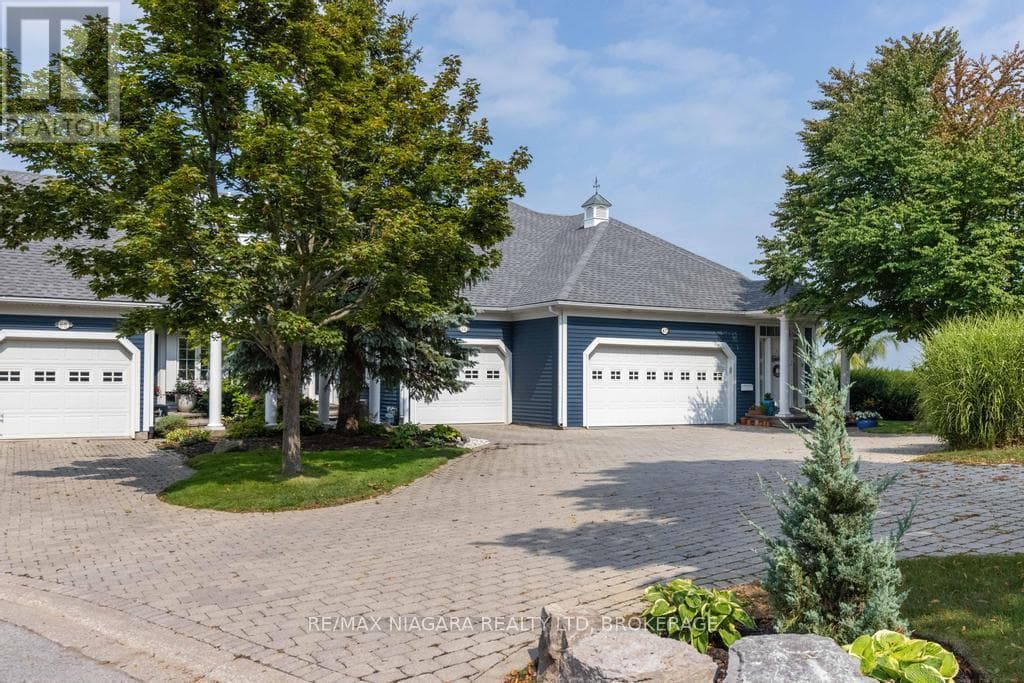 Single Family at 66- 7 Lakeside Drive, St. Catharines (Port Weller), Ontario - Photo 4 - RE/MAX Garden City Realty
