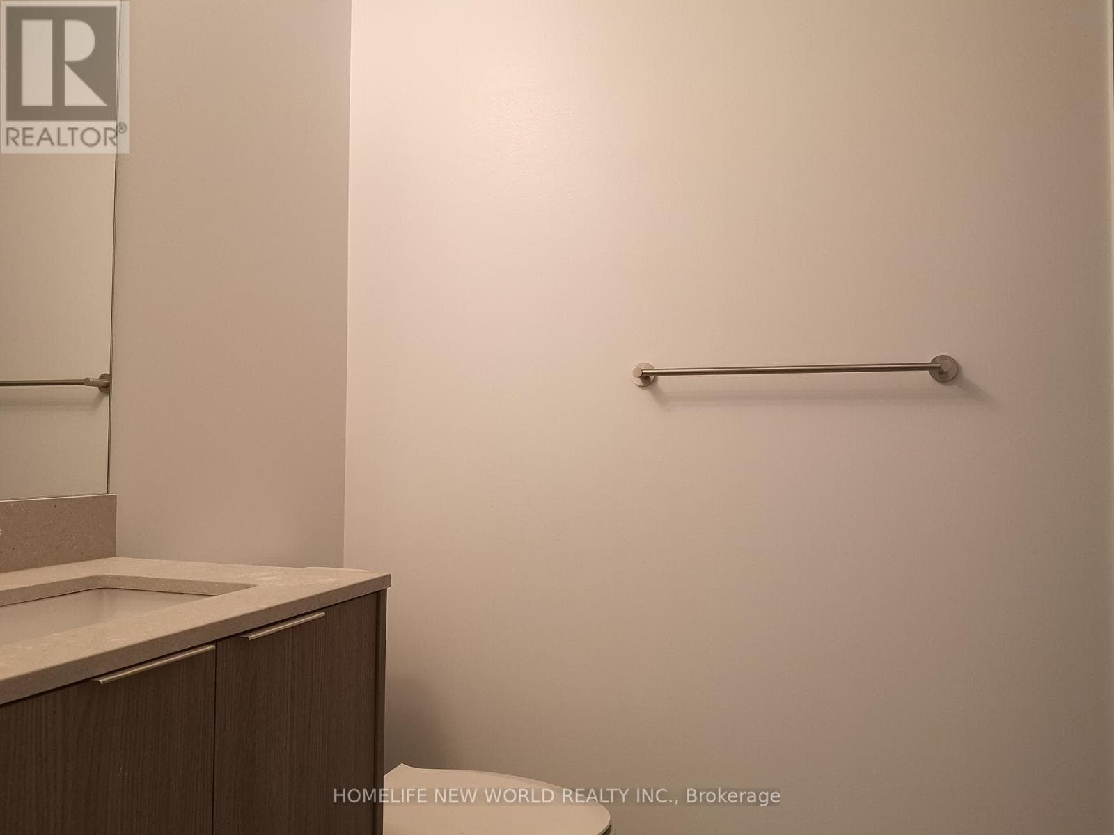 Single Family at 105- 36 Forest Manor Road, Toronto (Henry Farm), Ontario - Photo 6 - RE/MAX Garden City Realty