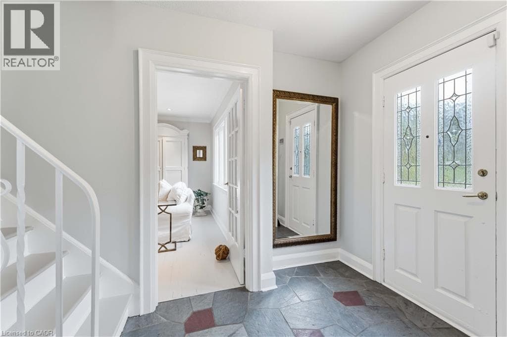Single Family at 1537 GREGORY Road, St. Catharines, Ontario - Photo 9 - RE/MAX Garden City Realty