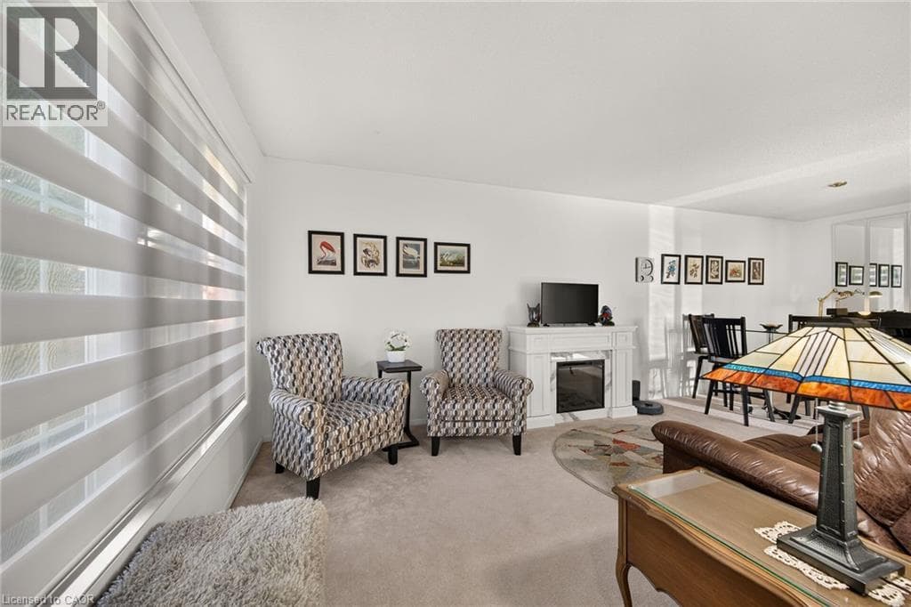 Single Family at 89 STONEY BROOK Crescent, St. Catharines, Ontario - Photo 6 - RE/MAX Garden City Realty