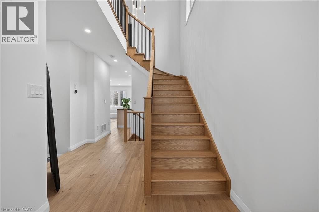 Single Family at 12 SHADY OAKS Trail, Hamilton, Ontario - Photo 6 - RE/MAX Garden City Realty
