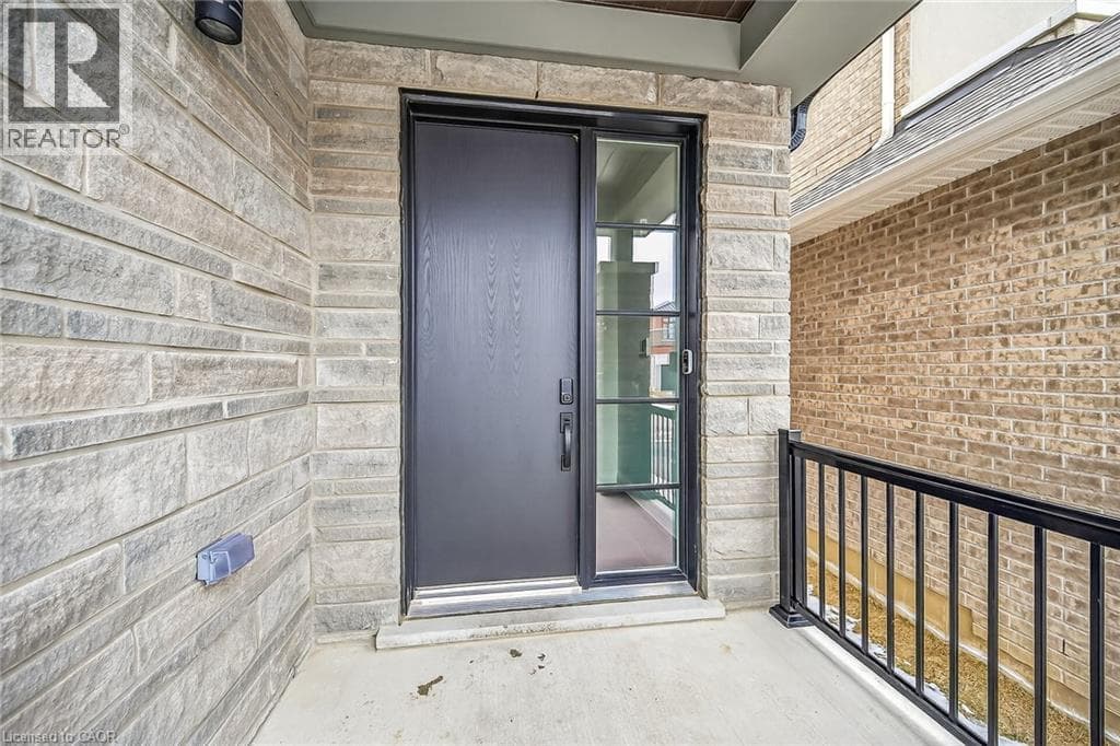 Single Family at 12 SHADY OAKS Trail, Hamilton, Ontario - Photo 3 - RE/MAX Garden City Realty