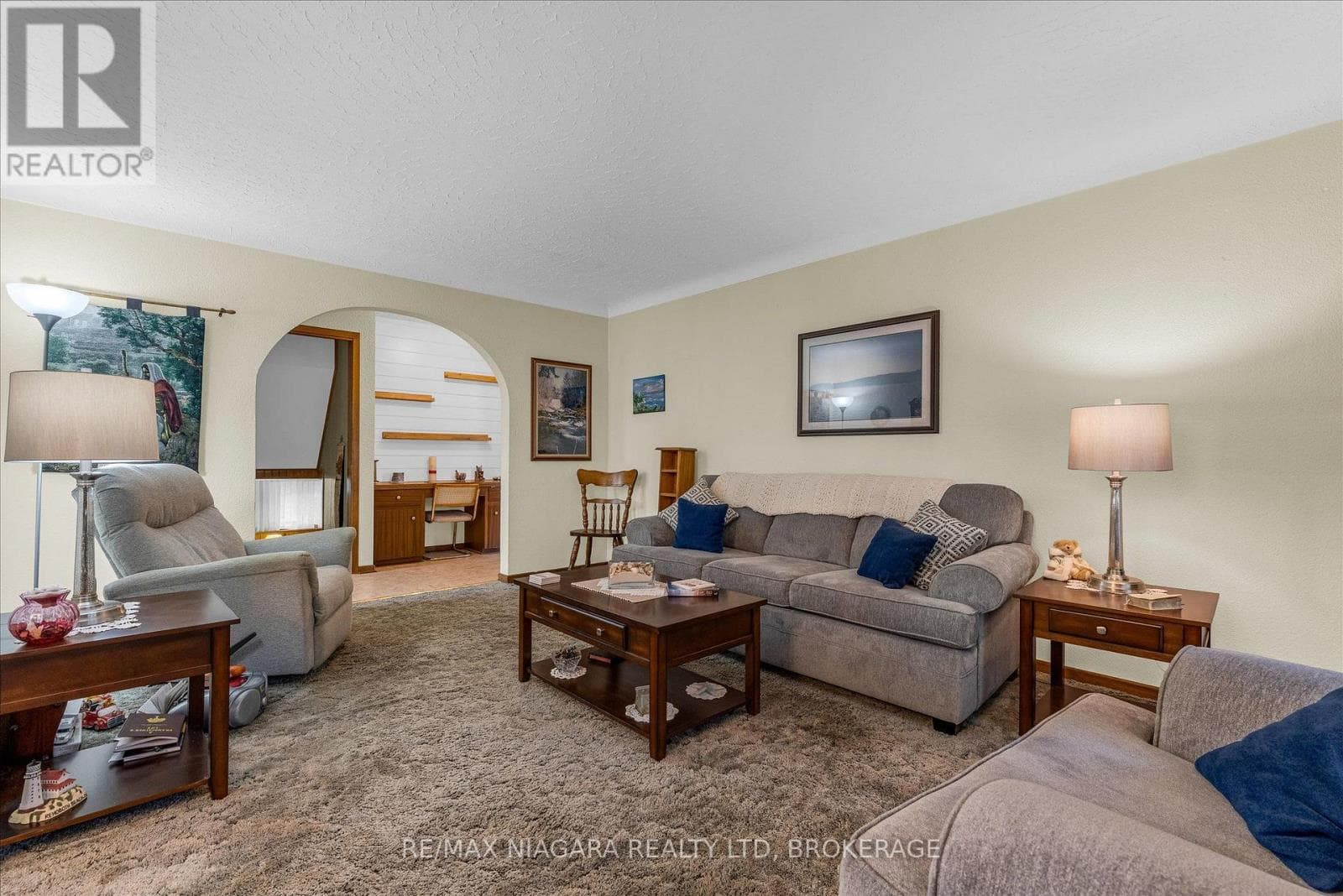 Single Family at 107 Glenayr Place, Welland (N. Welland), Ontario - Photo 9 - RE/MAX Garden City Realty