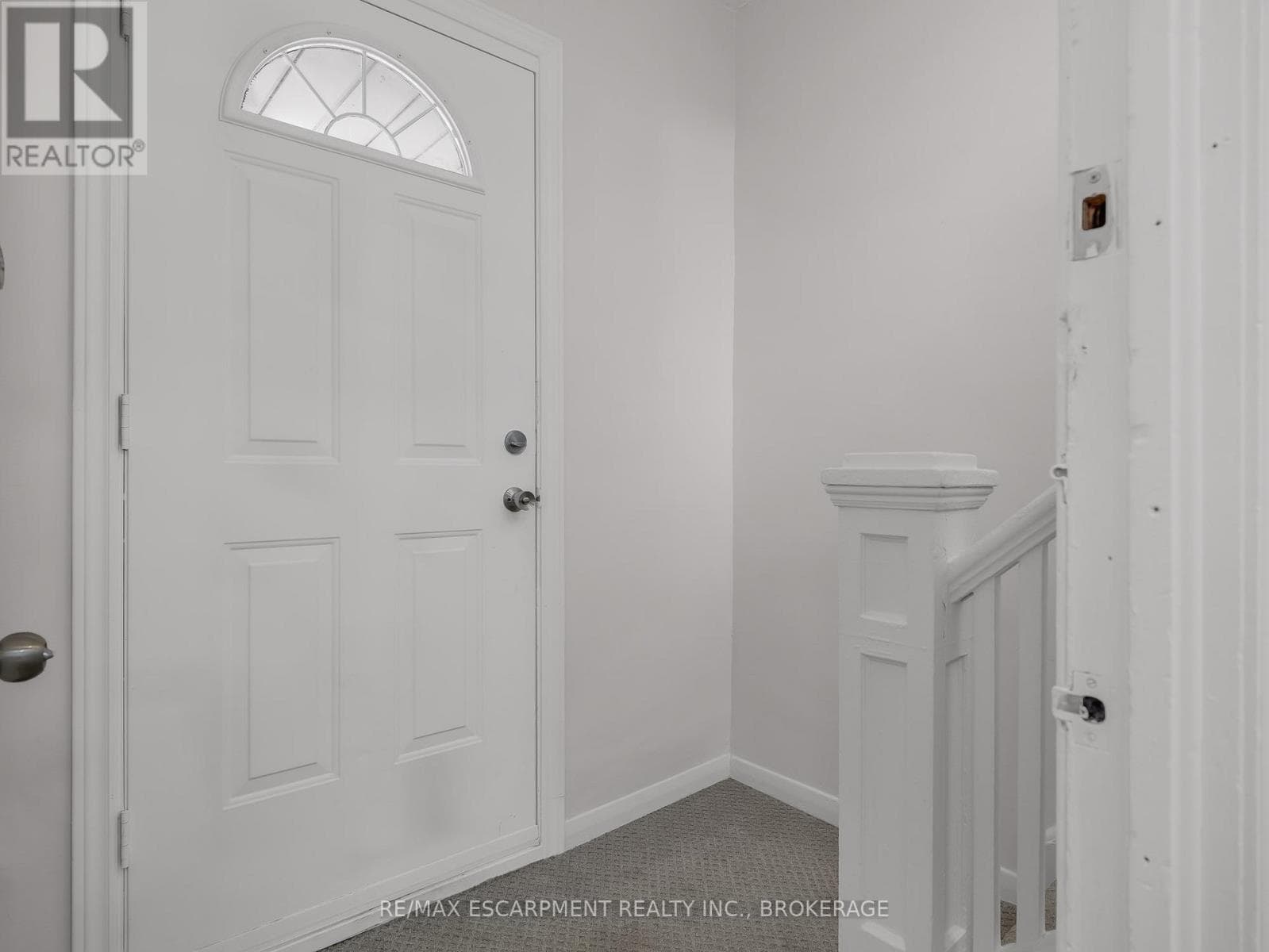 Single Family at UPPER- 7 MAITLAND Street, Thorold (Thorold Downtown), Ontario - Photo 10 - RE/MAX Garden City Realty