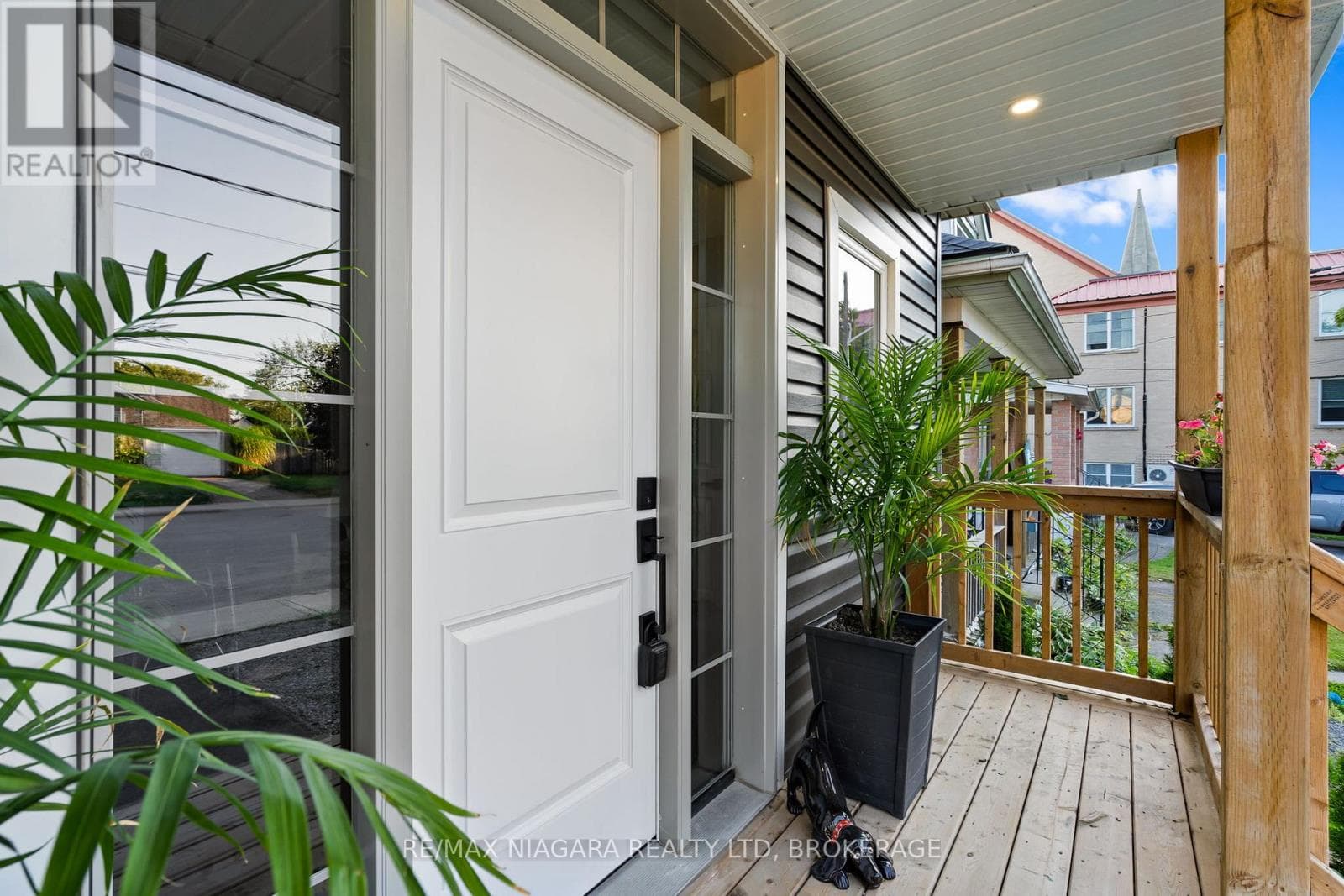 5 Cady Street