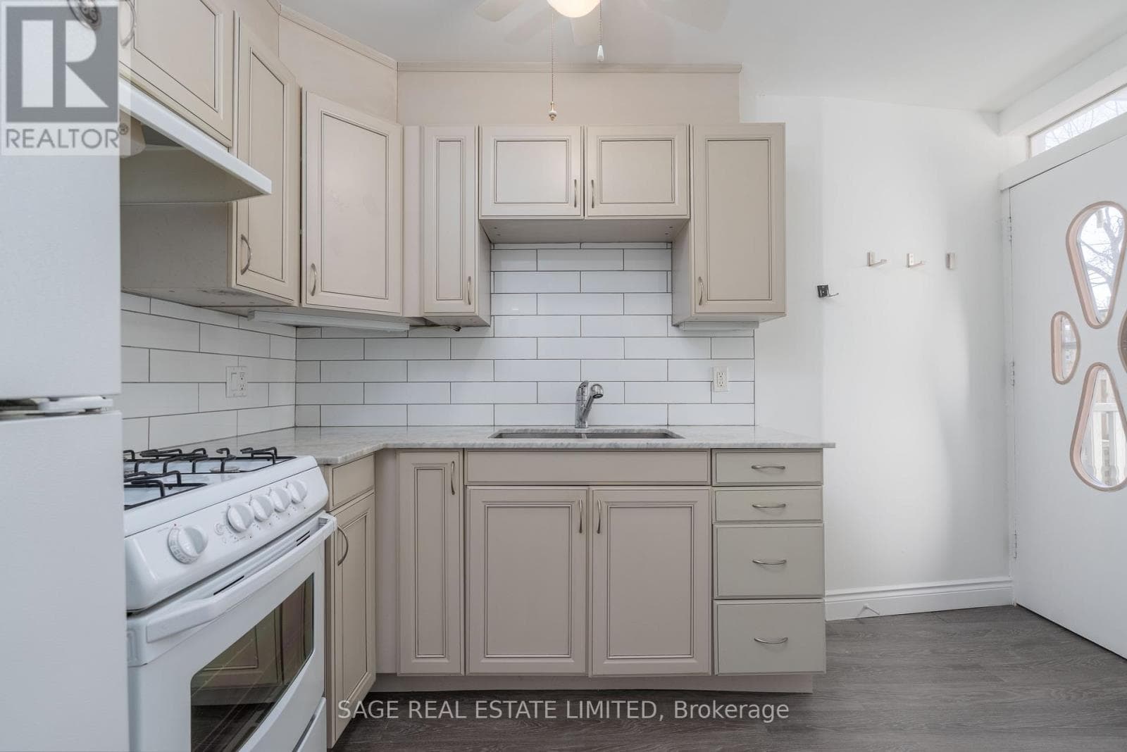 Multi-family at 1B- 8 Brookmount Road, Toronto (The Beaches), Ontario - Photo 4 - RE/MAX Garden City Realty