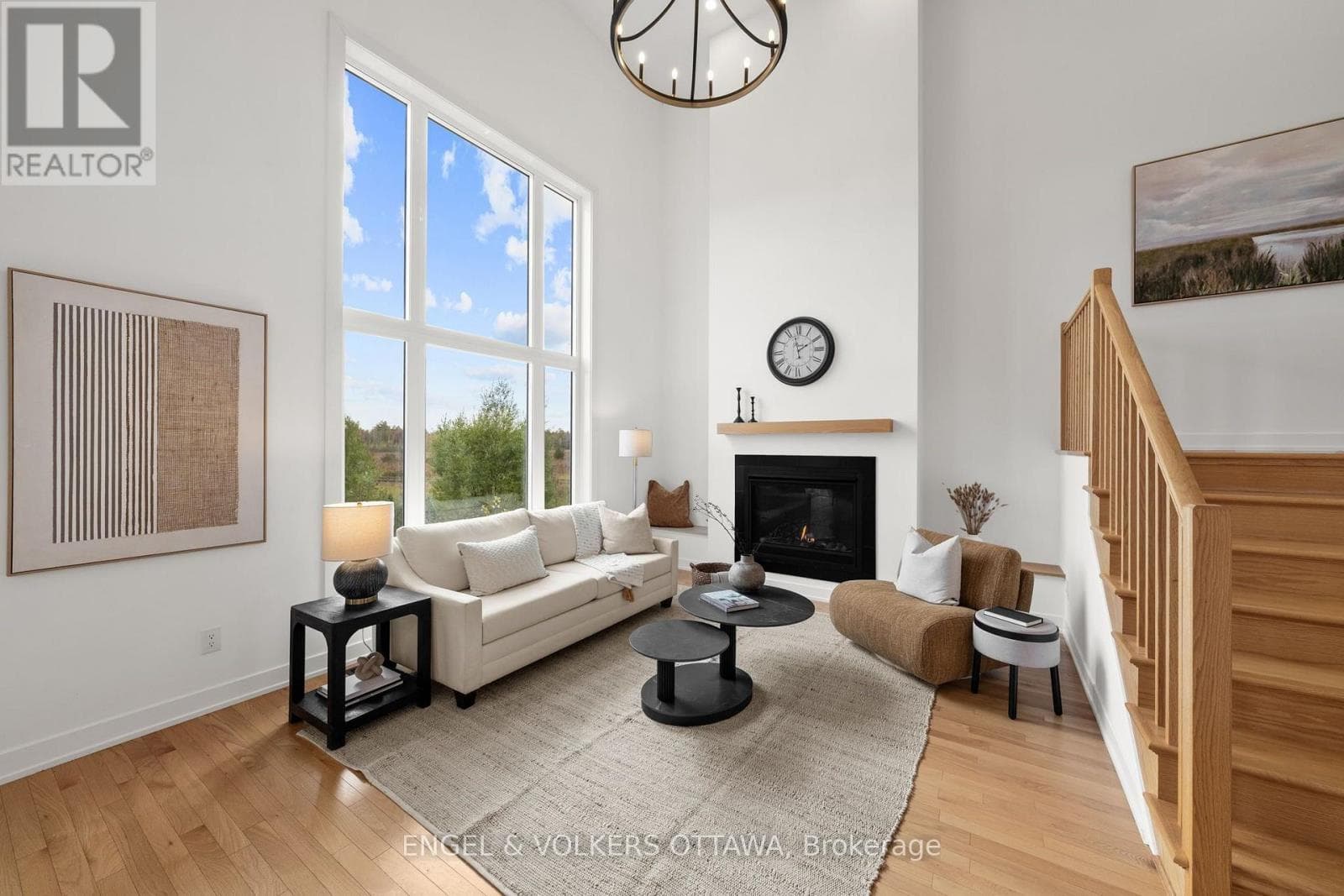 Single Family at 154 Winterhaven Drive, Ottawa, Ontario - Photo 10 - RE/MAX Garden City Realty