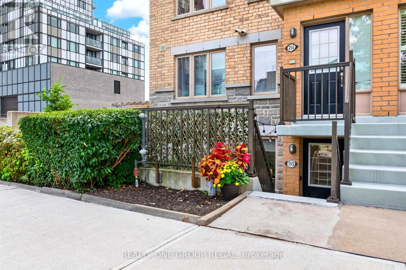 155- 6 Foundry Avenue
