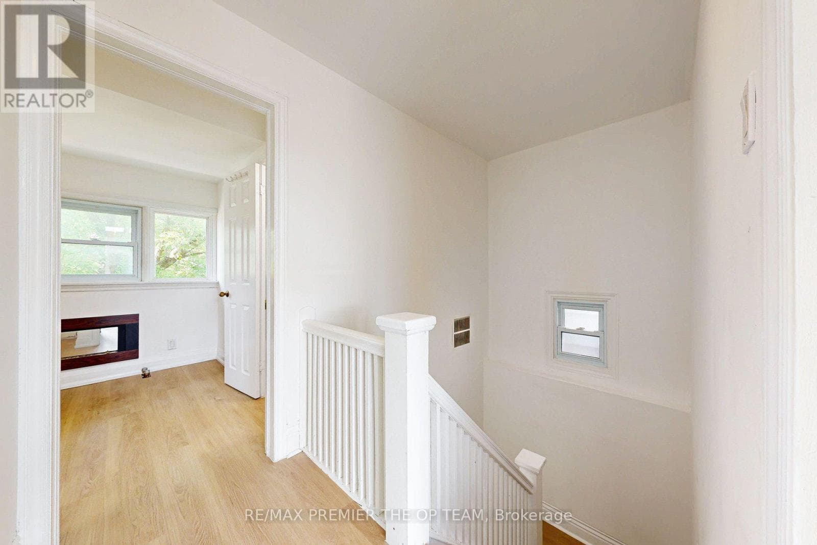 Single Family at 4- 11 Columbine Avenue, Toronto (The Beaches), Ontario - Photo 5 - RE/MAX Garden City Realty