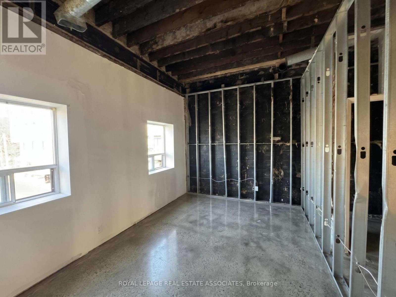 Retail at 1597 Queen Street, Toronto (Greenwood-Coxwell), Ontario - Photo 5 - RE/MAX Garden City Realty