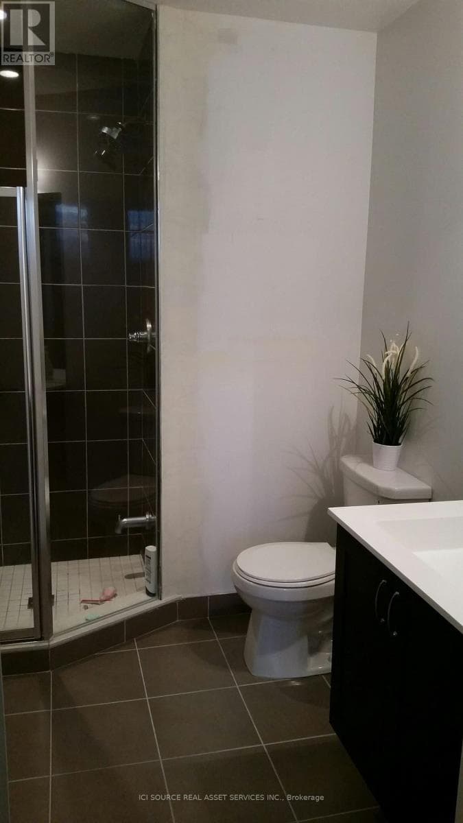 Single Family at 423- 3560 St. Clair Avenue, Toronto (Kennedy Park), Ontario - Photo 10 - RE/MAX Garden City Realty