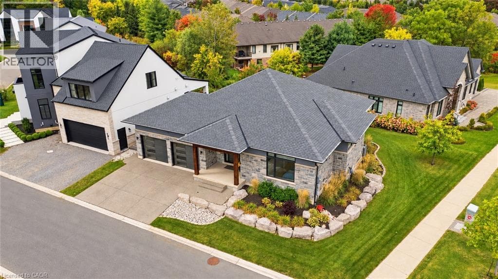 Single Family at 2 FEDORKOW Lane, Niagara-on-the-Lake, Ontario - Photo 6 - RE/MAX Garden City Realty