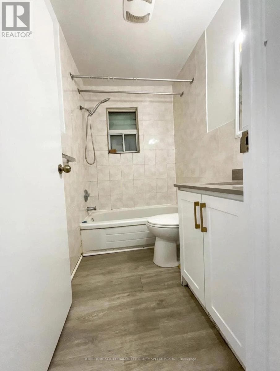 Multi-family at 2nd Floor- 243 Woodfield Road, Toronto (Greenwood-Coxwell), Ontario - Photo 5 - RE/MAX Garden City Realty