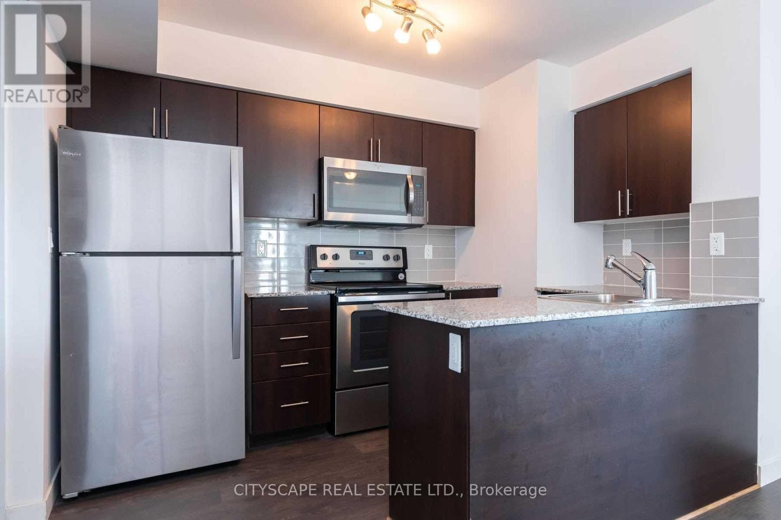 Single Family at 2202- 1420 Dupont Street, Toronto (Dovercourt-Wallace Emerson-Junction), Ontario - Photo 3 - RE/MAX Garden City Realty