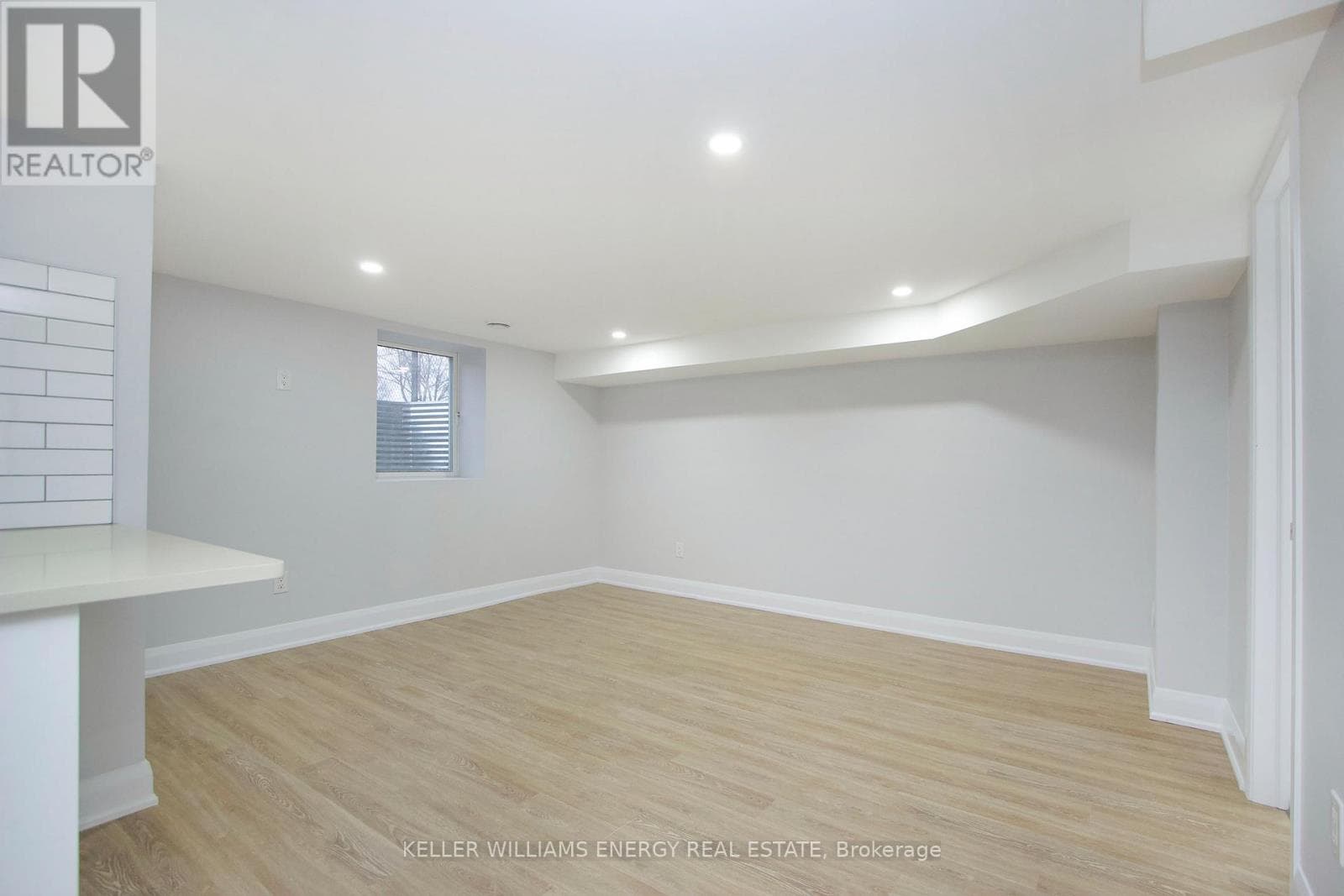 Single Family at Lower- 574 Olive Avenue, Oshawa (Donevan), Ontario - Photo 7 - RE/MAX Garden City Realty