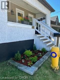 Single Family at 212 NIAGARA Street, St. Catharines, Ontario - Photo 2 - RE/MAX Garden City Realty