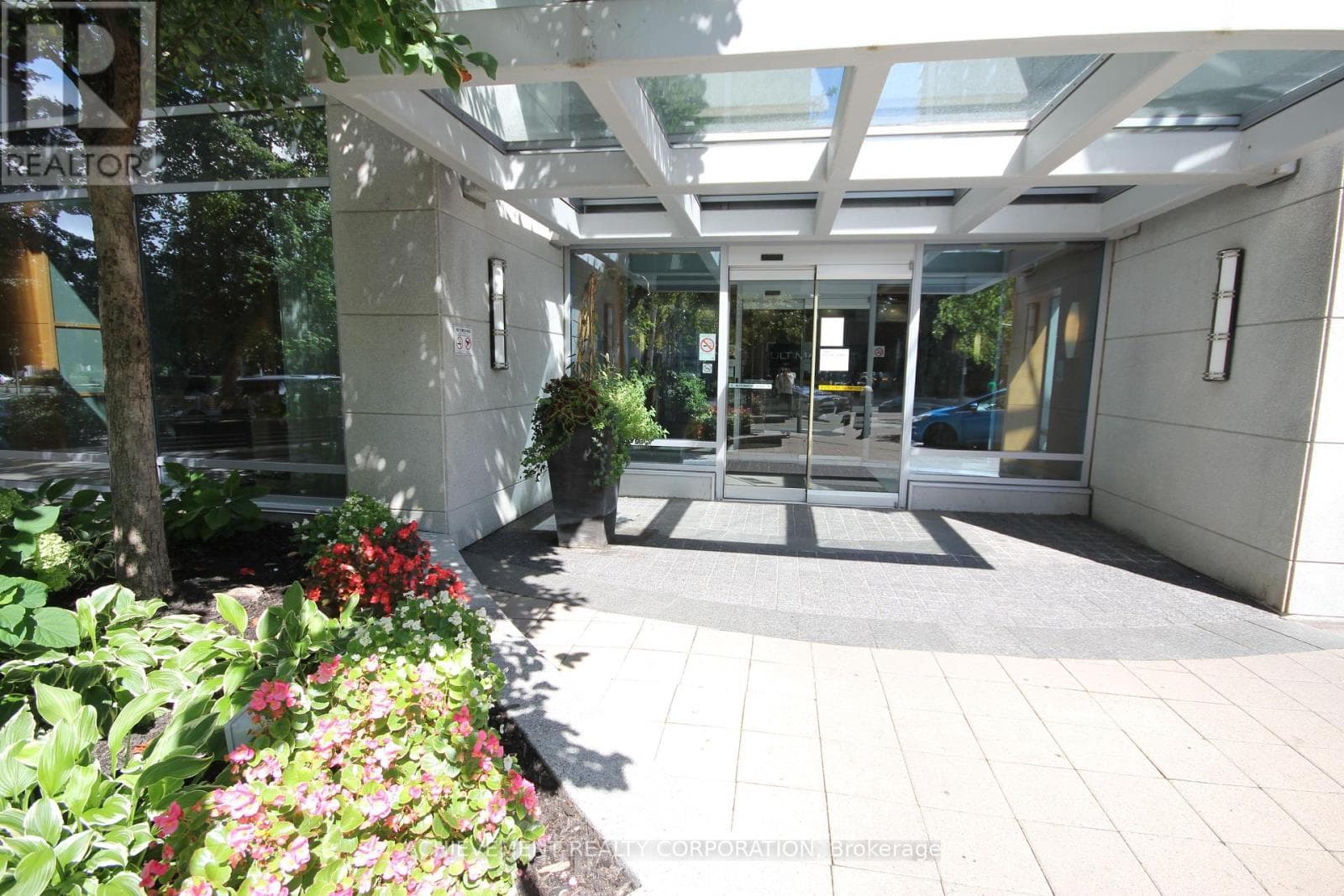 Single Family at 2309- 4978 Yonge Street, Toronto (Lansing-Westgate), Ontario - Photo 2 - RE/MAX Garden City Realty