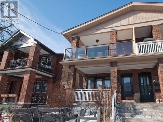 Multi-family at Upper- 22 Wineva Avenue, Toronto (The Beaches), Ontario - Photo 7 - RE/MAX Garden City Realty