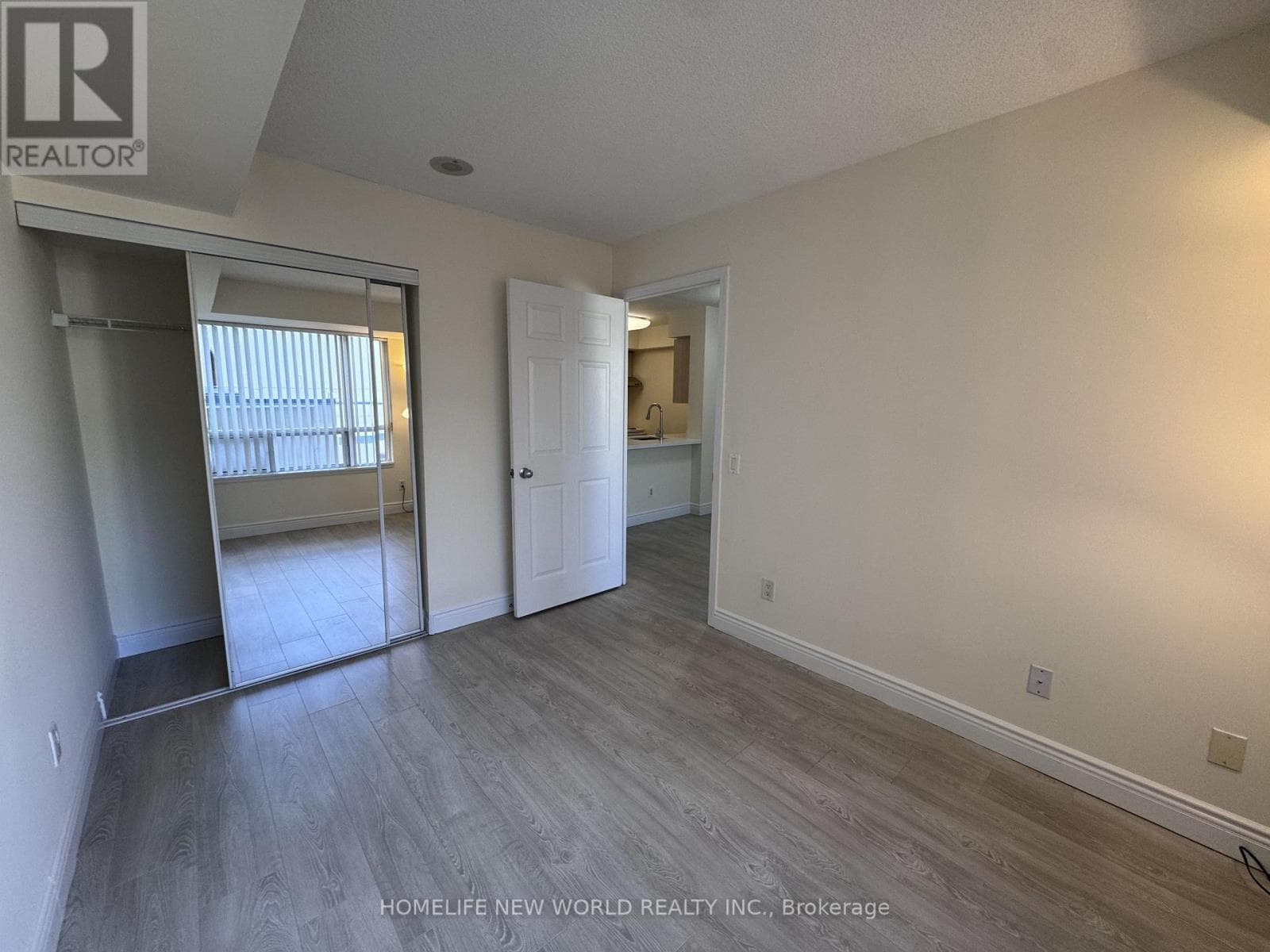 Single Family at 307- 153 Beecroft Road, Toronto (Lansing-Westgate), Ontario - Photo 10 - RE/MAX Garden City Realty