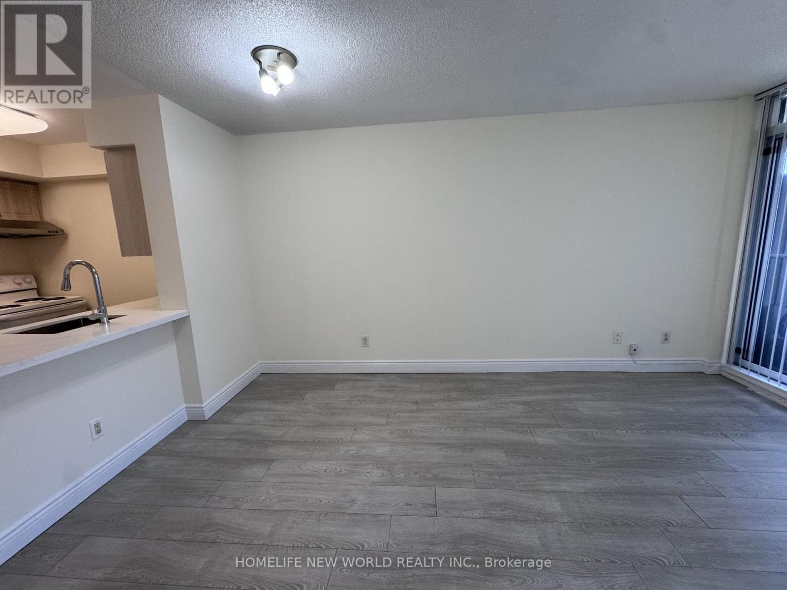 Single Family at 307- 153 Beecroft Road, Toronto (Lansing-Westgate), Ontario - Photo 7 - RE/MAX Garden City Realty