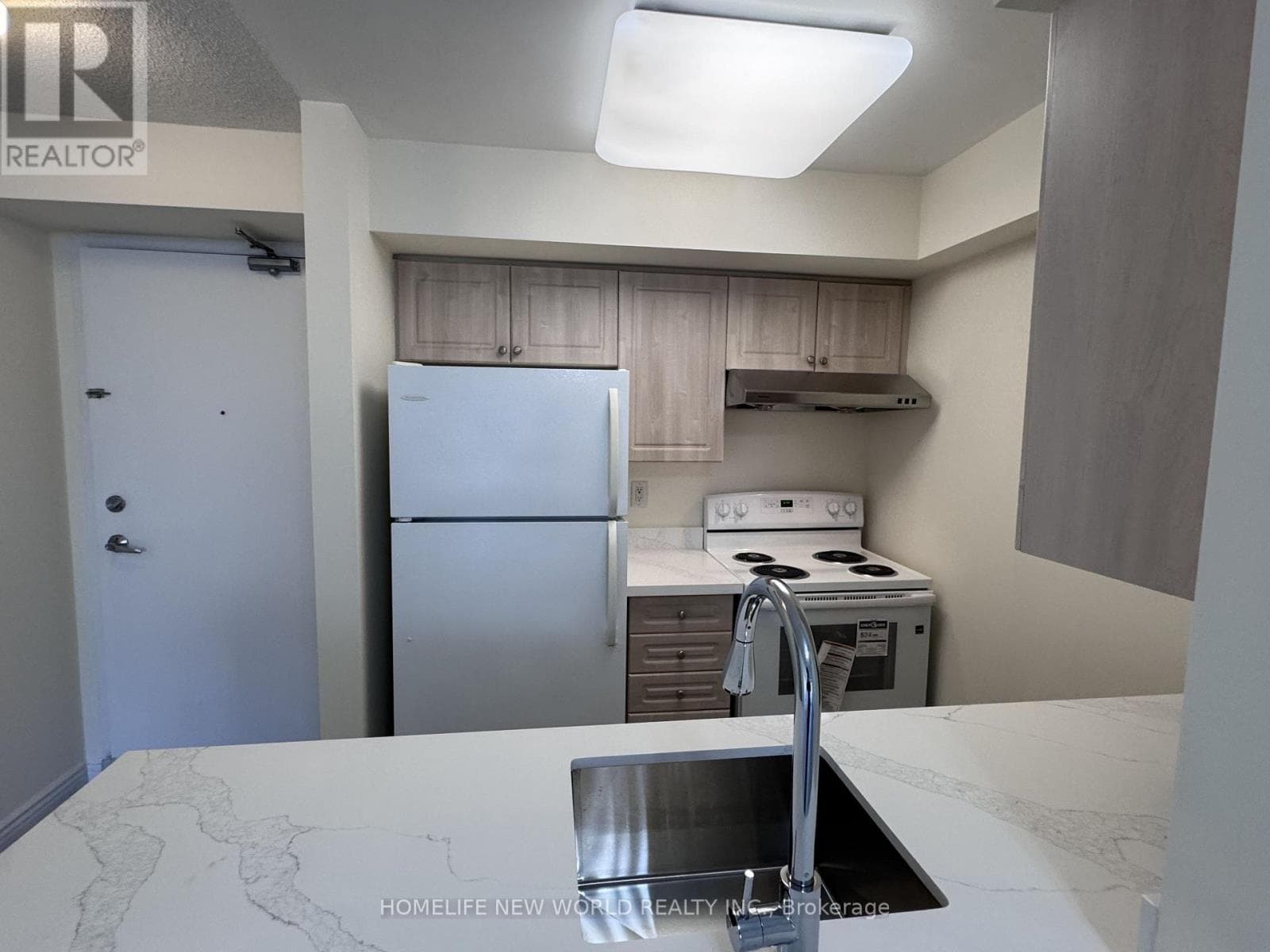 Single Family at 307- 153 Beecroft Road, Toronto (Lansing-Westgate), Ontario - Photo 8 - RE/MAX Garden City Realty