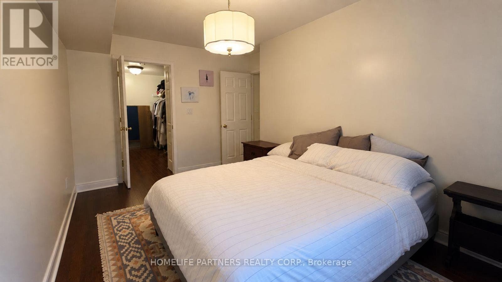 Single Family at 123- 25 Turntable Crescent, Toronto (Dovercourt-Wallace Emerson-Junction), Ontario - Photo 10 - RE/MAX Garden City Realty