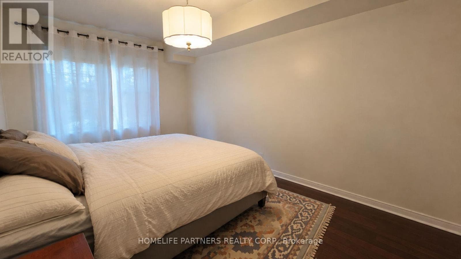 Single Family at 123- 25 Turntable Crescent, Toronto (Dovercourt-Wallace Emerson-Junction), Ontario - Photo 9 - RE/MAX Garden City Realty