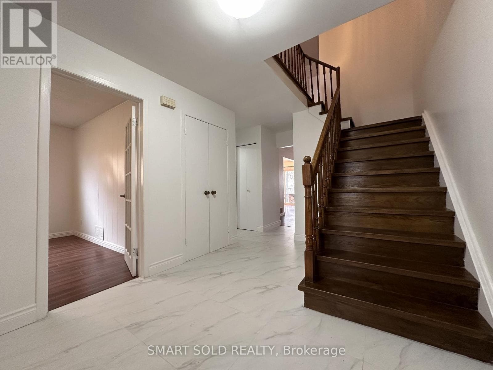 Single Family at 117 Micmac Crescent, Toronto (Henry Farm), Ontario - Photo 3 - RE/MAX Garden City Realty