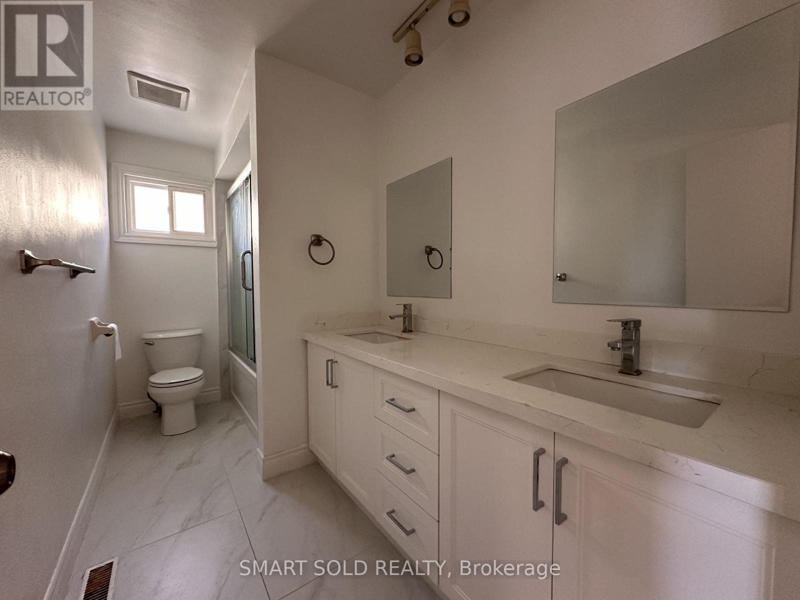 Single Family at 117 Micmac Crescent, Toronto (Henry Farm), Ontario - Photo 6 - RE/MAX Garden City Realty