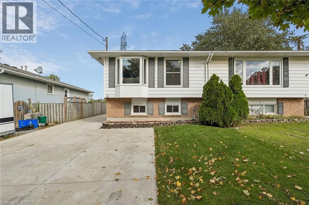 Single Family at 6 DEERFIELD Parkway, Thorold, Ontario - Photo 2 - RE/MAX Garden City Realty