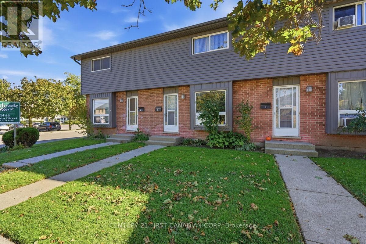 2- 1443 Huron Street