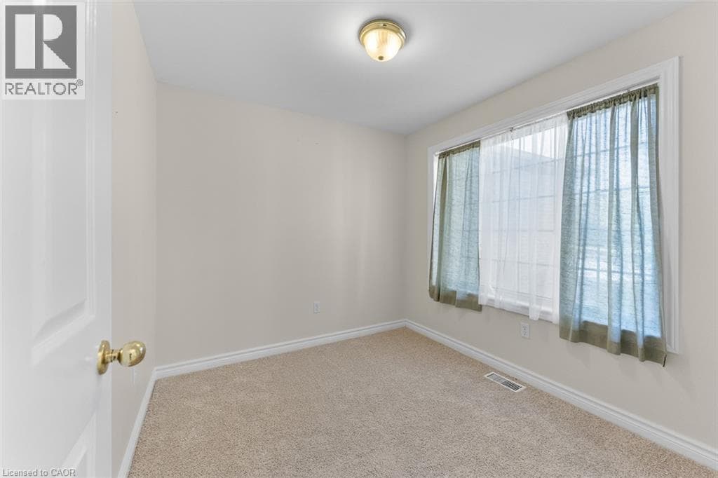 Single Family at 36 VIRGINIA Street, Welland, Ontario - Photo 9 - RE/MAX Garden City Realty