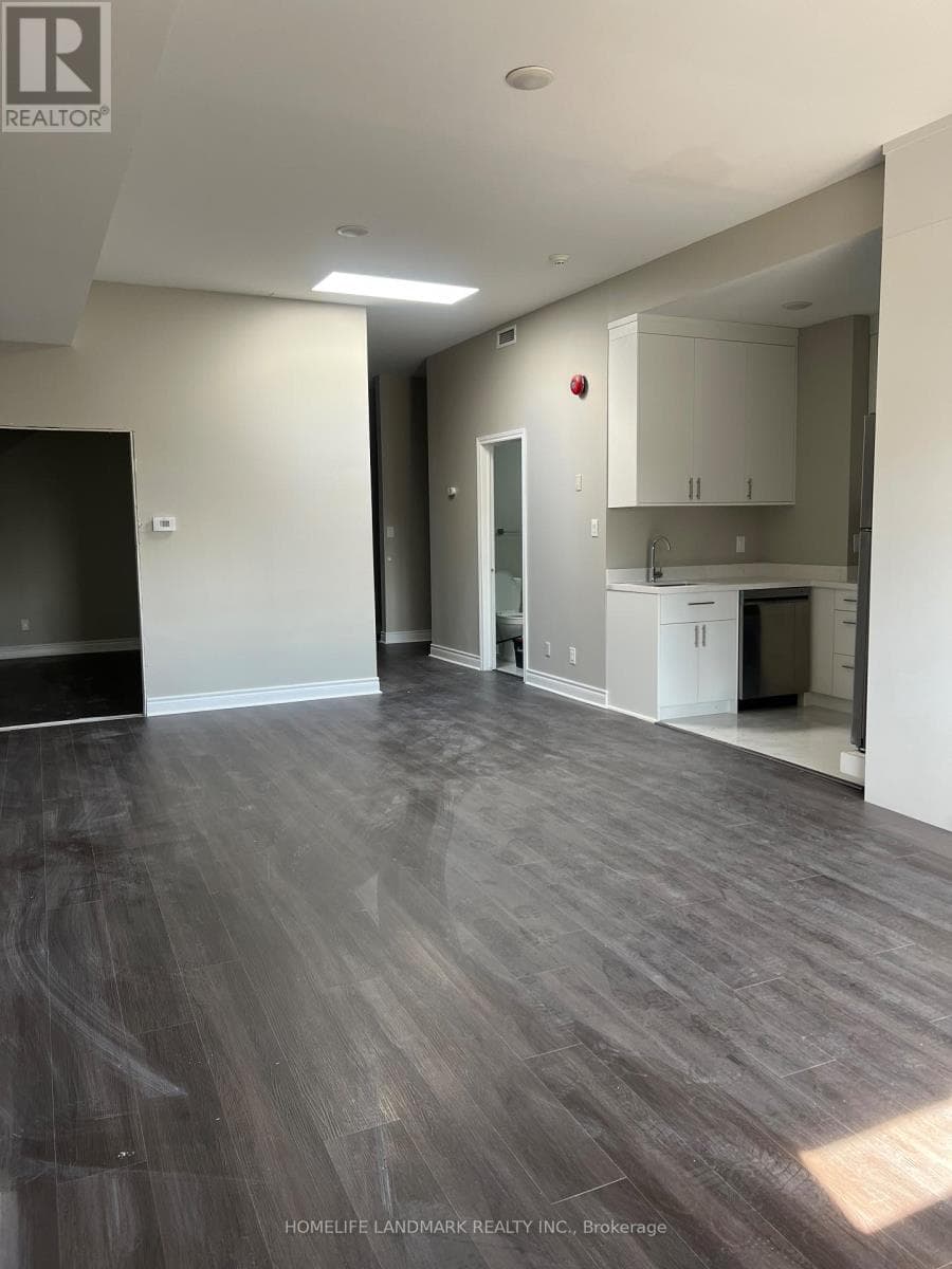 Single Family at 301- 89 FINCH Avenue, Toronto (Newtonbrook West), Ontario - Photo 9 - RE/MAX Garden City Realty