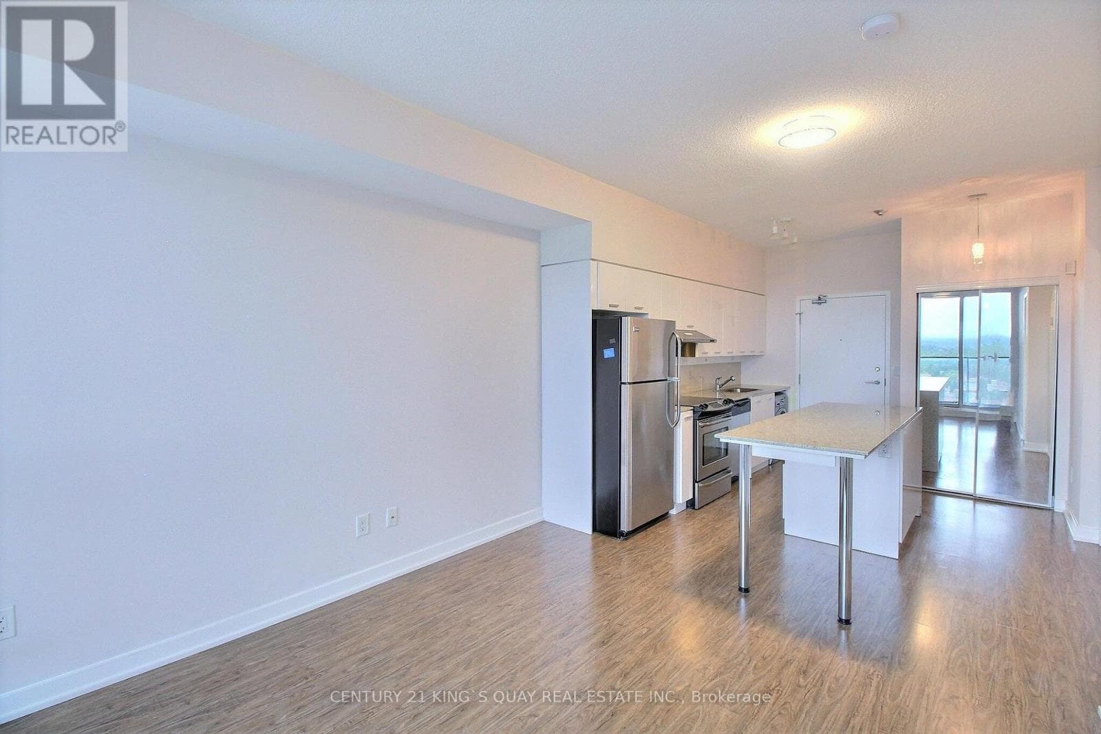 Single Family at 2006- 29 Singer Court, Toronto (Bayview Village), Ontario - Photo 3 - RE/MAX Garden City Realty