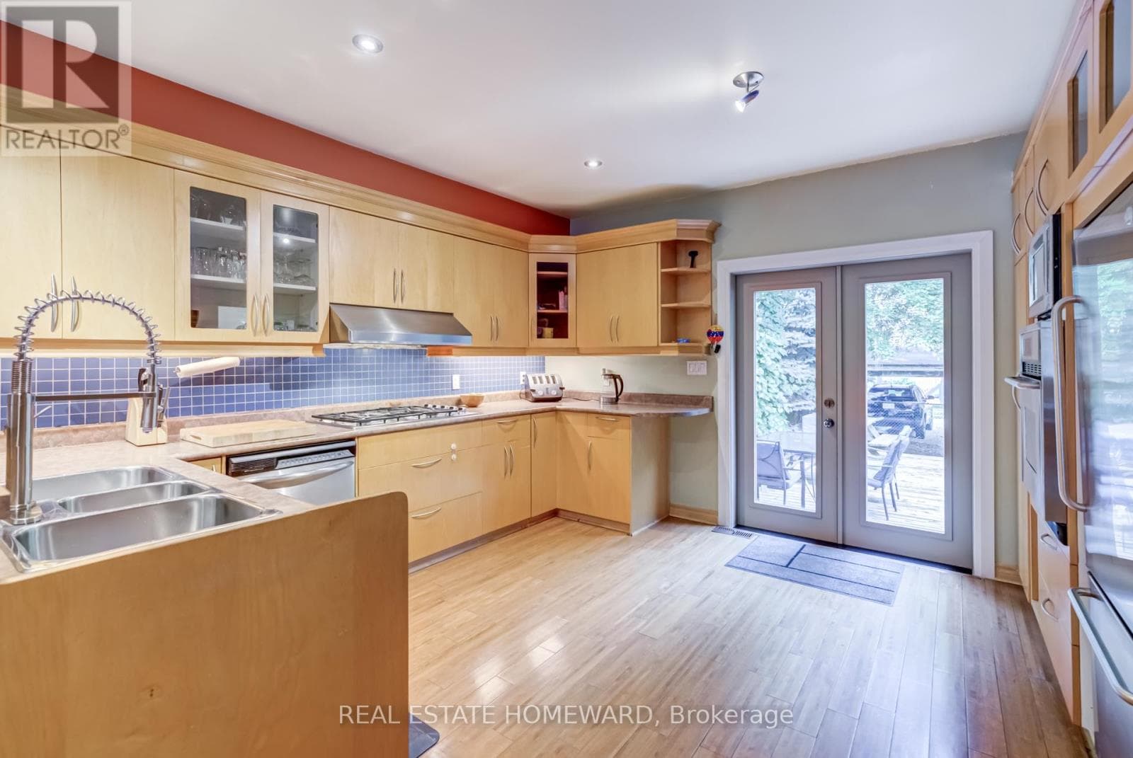 Single Family at 145 Kingston Road, Toronto (The Beaches), Ontario - Photo 6 - RE/MAX Garden City Realty