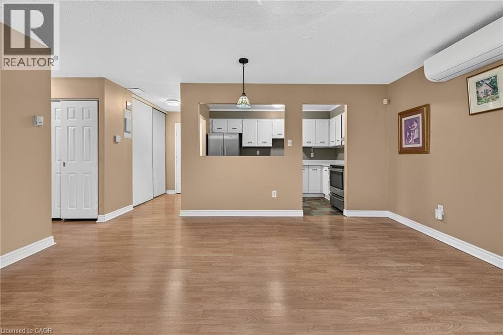 Single Family at 103- 3955 PORTAGE Road, Niagara Falls, Ontario - Photo 7 - RE/MAX Garden City Realty