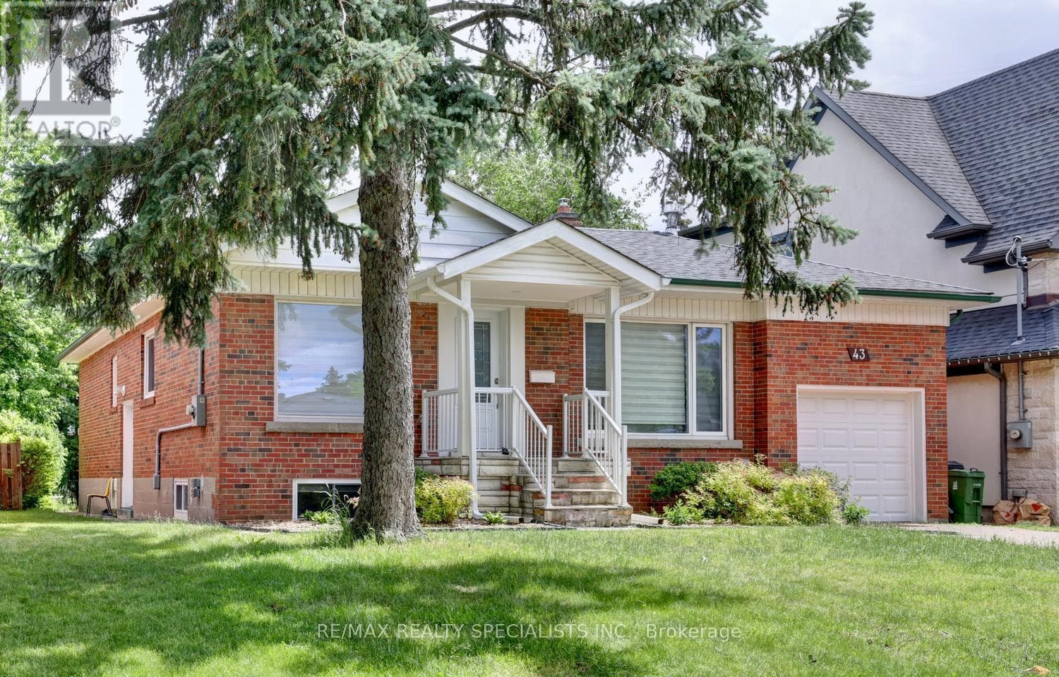 Single Family at 43 Firwood (Lower) Crescent, Toronto (Princess-Rosethorn), Ontario - Photo 2 - RE/MAX Garden City Realty