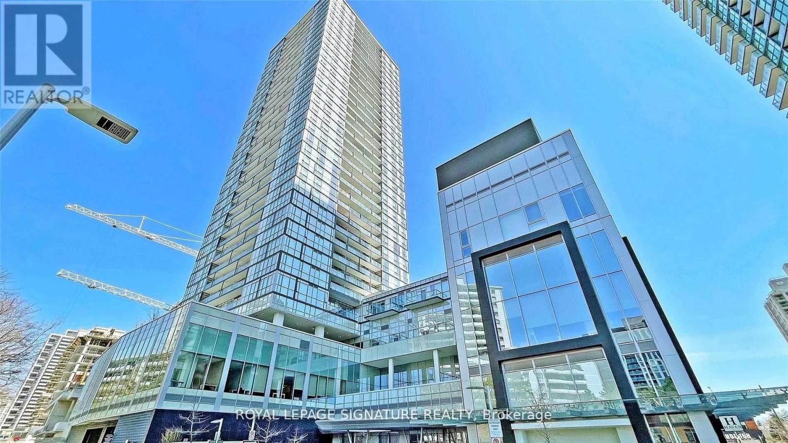 Uph03- 5180 Yonge Street