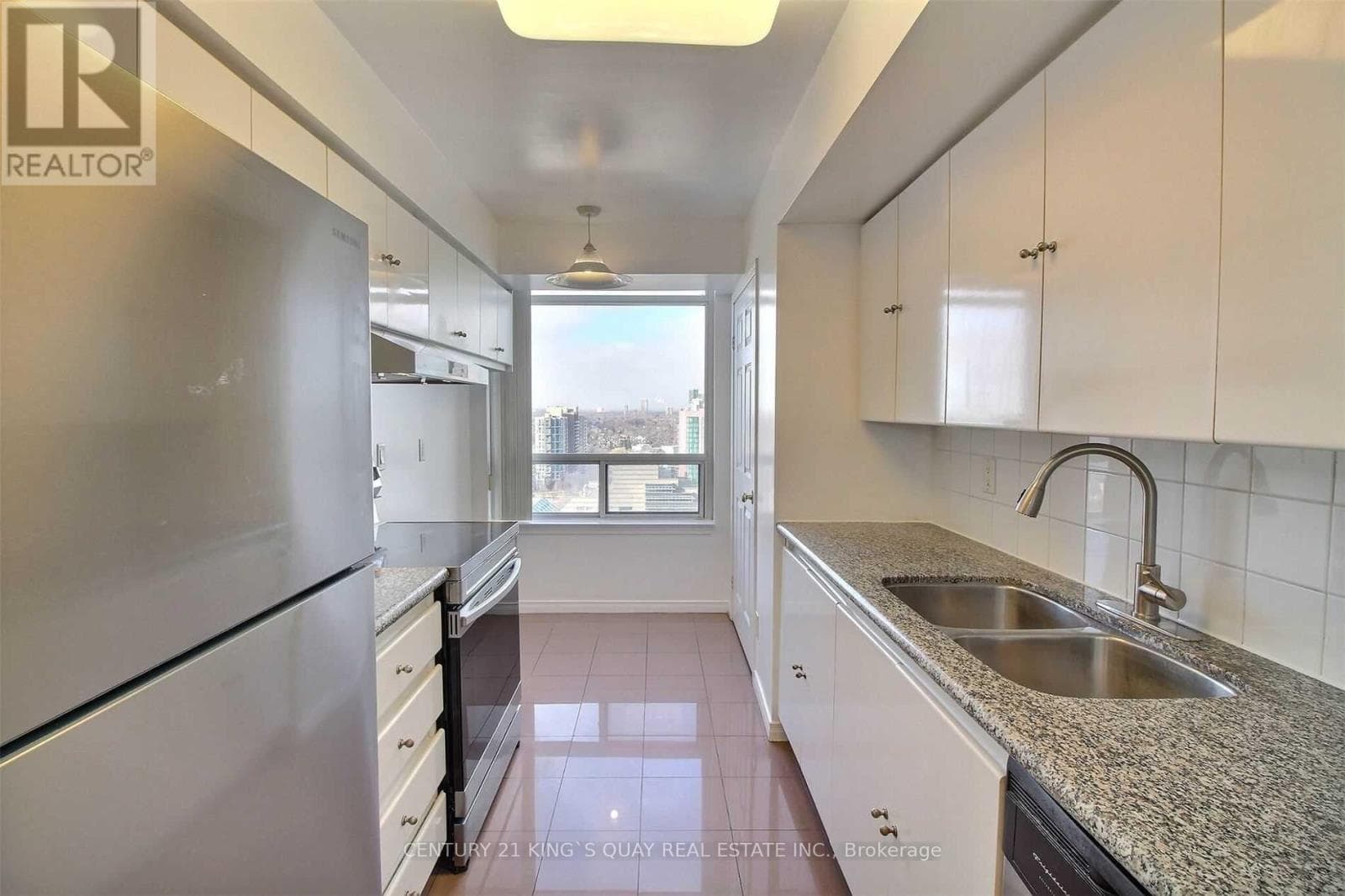 Single Family at 2511- 155 Beecroft Road, Toronto (Lansing-Westgate), Ontario - Photo 4 - RE/MAX Garden City Realty