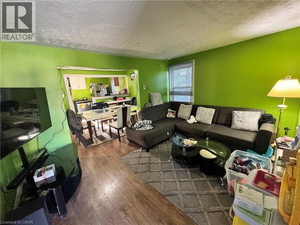Single Family at 65 QUEEN Street, Thorold, Ontario - Photo 2 - RE/MAX Garden City Realty